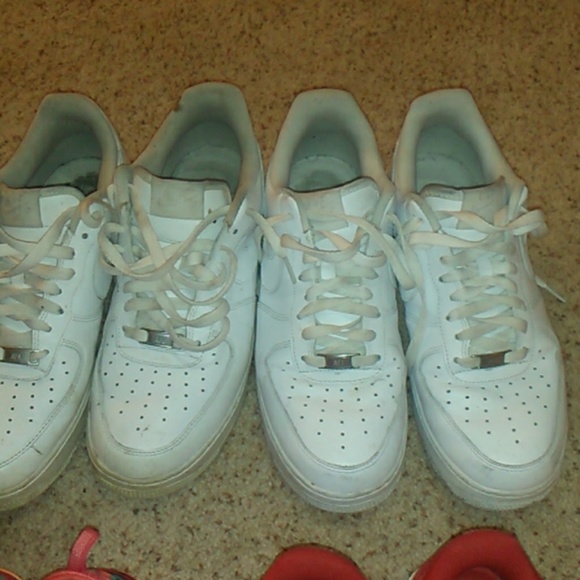 Shoes - Picture 2 of 4